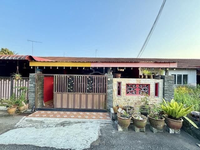 Fully Renovated Taman Pasak Indah, Kota Tinggi 1
