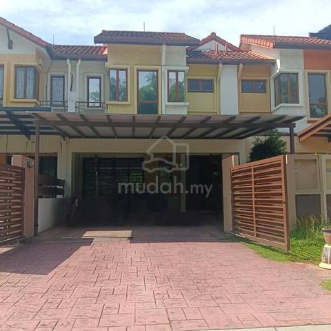 FACING OPEN RENOVATED Superlink House Jalan Teratak Bukit Jelutong 1