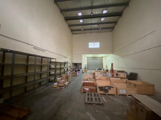 1.5 Storey Terrace Factory Mutiara Emas Mount Austin Partial 1