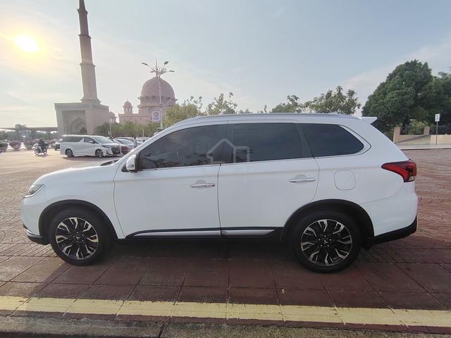 2018 Mitsubishi OUTLANDER 2.4 (CKD) FACELIFT (A) - 3