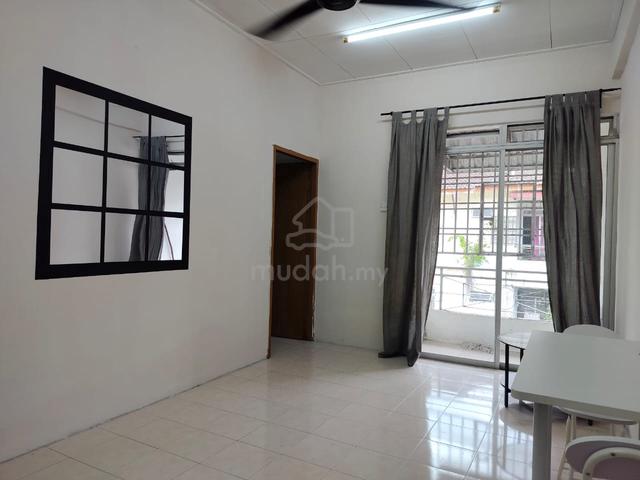 Sri Putri Kulai Shop Apartment 1