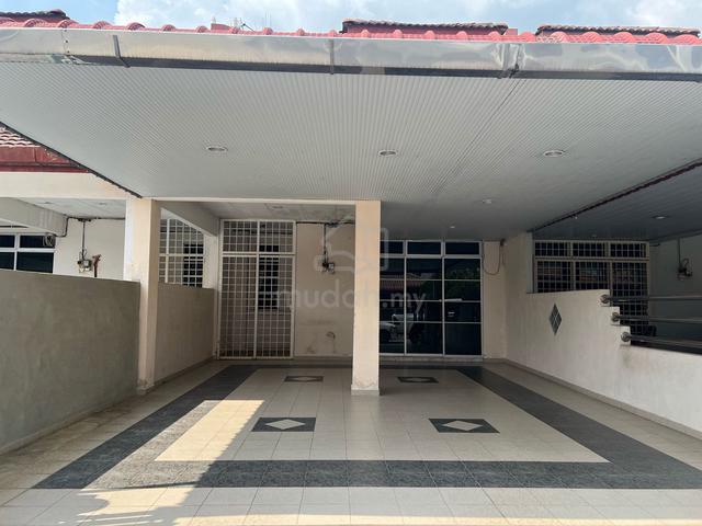 Bandar Laguna Merbok Double Storey Terrace House 1
