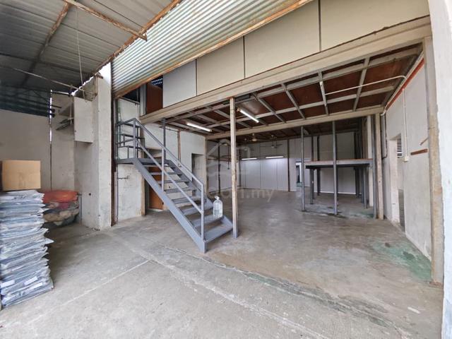 Jalan Perdagangan Taman University Terrace Factory Rent 1