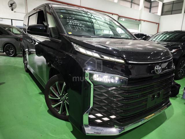 2022 Toyota VOXY 2.0 S-Z P/BOOT HUD DIM UNREG KLAP - 1