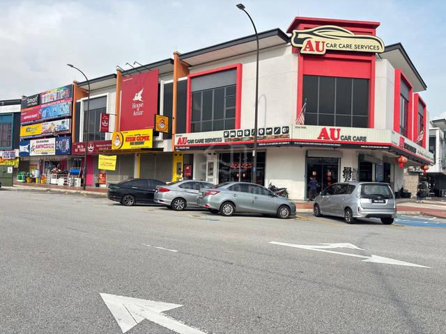 CORNER 💥 Impian Prisma Alam Impian Sek 35 2 Storey Shoplot Shah Alam 1