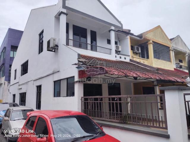 Taman Perling Double Storey for rent 1