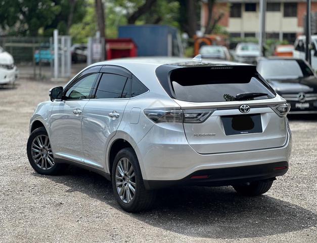 2014 / 2019 Toyota HARRIER 2.0 PREMIUM (A) - 3