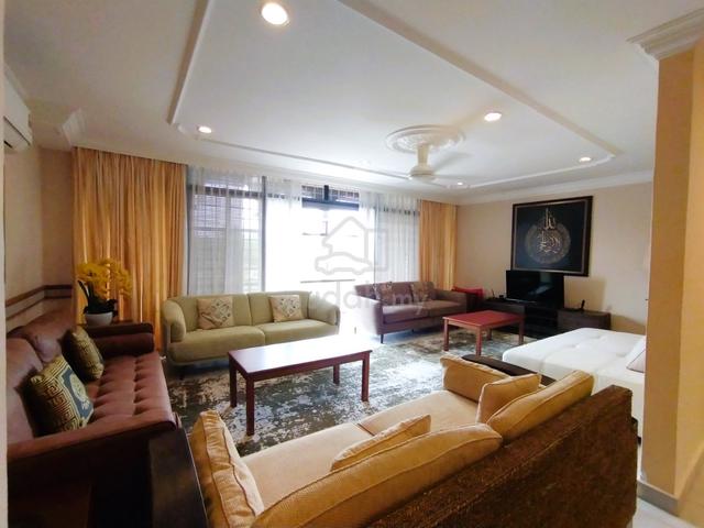 Palm Spring Resort 1