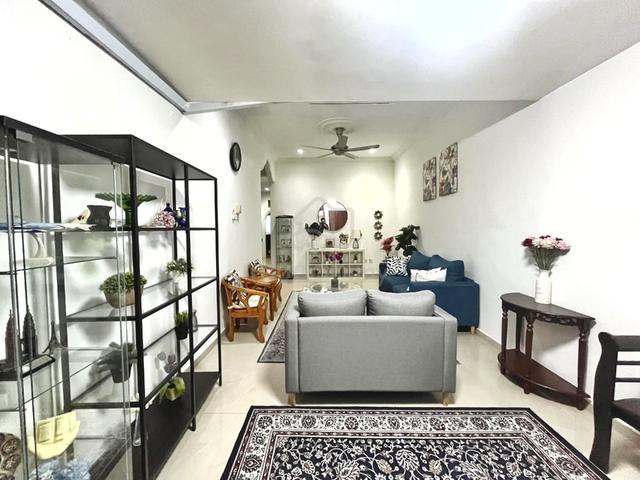 BELOW MARKET, Teres AU4 Taman Sri Keramat KL. Facing Open 4 Bilik 1