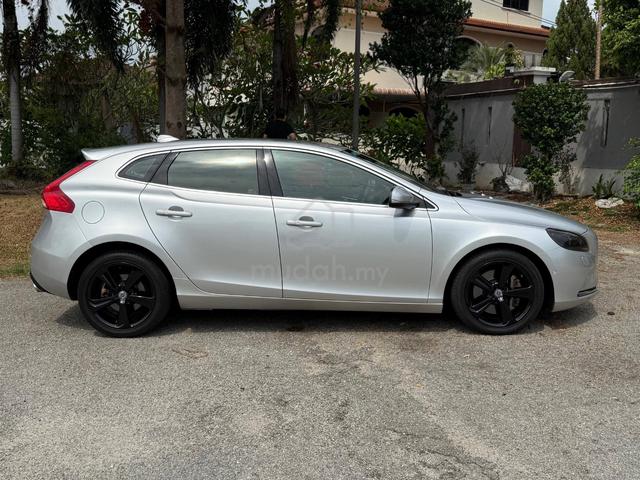 2016 Volvo V40 2.0 T5 (A) - 5