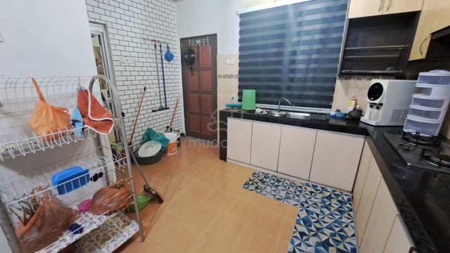 Rumah Teres Bandar Indahpura Kulai Johor Renovated Full Loan 3
