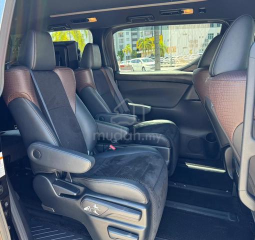 2017 Toyota ALPHARD 2.5 S A PACKAGE - 4