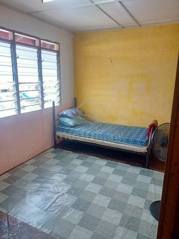 bilik sewa lelaki bujang Taman cempaka, Ipoh 1