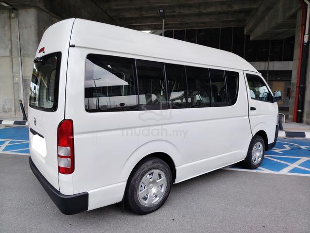 2010 Toyota Hiace 2.7 (M) Window Van High Roof - 3