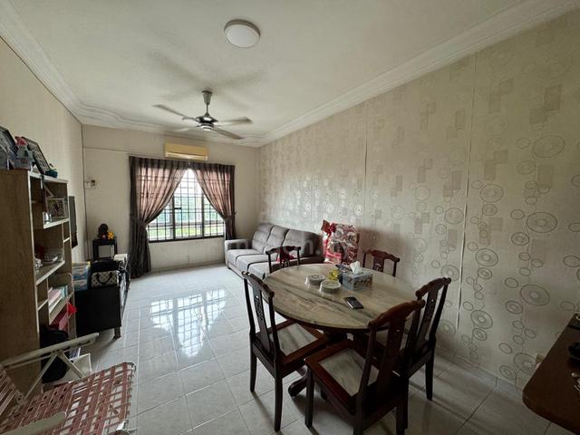 Idaman Senibong Apartment 1