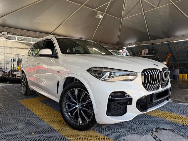 2022 Bmw X5 xDRIVE45e M SPORT 3.0L (A) 22K KM ONLY - 1