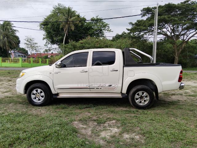 Toyota Hilux 2.5 D-4D - 5
