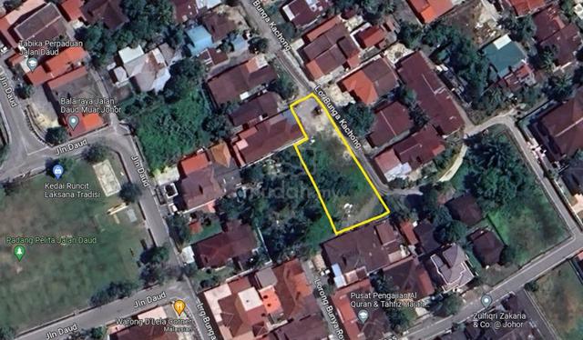 Tanah Lot Banglo Freehold di Jalan Daud Muar 1