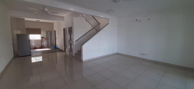 Rimbun Harmoni Seremban 2 Heights (No House in front) 4room-near irama 1