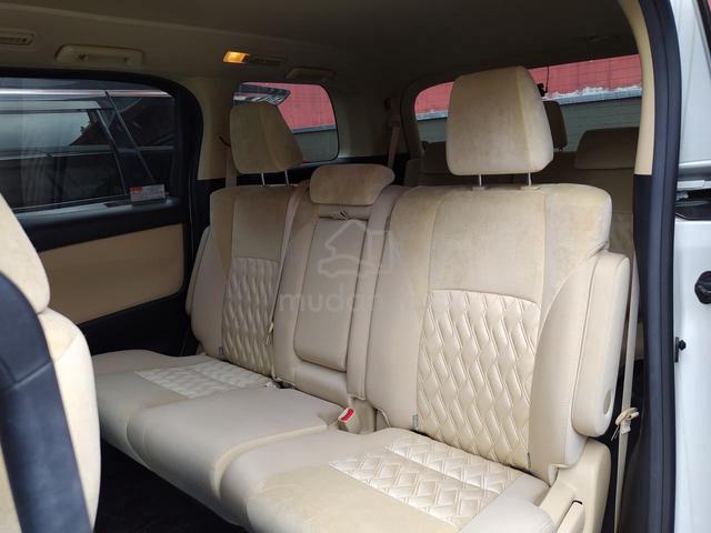 2021 Toyota ALPHARD 2.5 X Grade 5A Warranty 8Yrs - 4