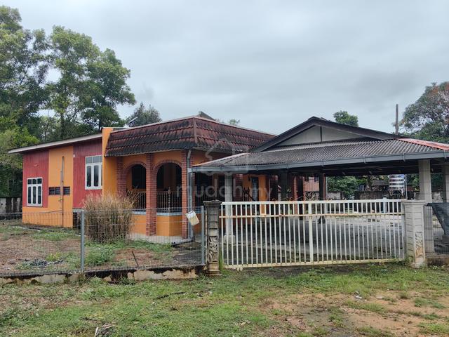 Rumah BANGLO SEPARA KEKAL KG GONG BADAK 4 BELAKANG UNISZA KUALA NERUS 1