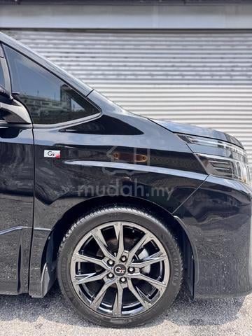 2017 Toyota VOXY 2.0 ZS KIRAMEKI II (A) GS SPEC - 5