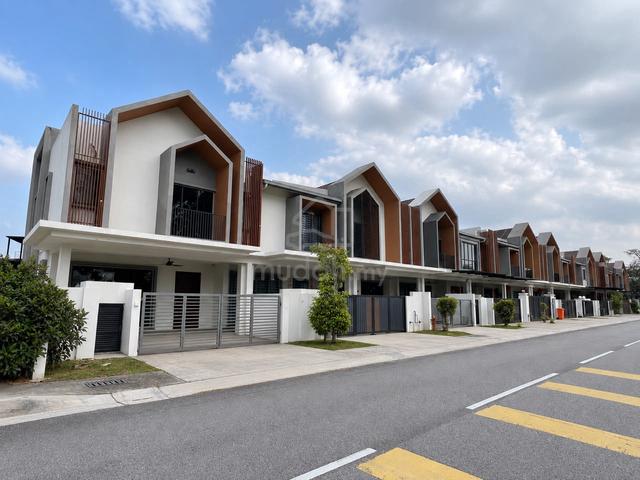 Brand New Double Storey House 1876sf Diamond Taman Putra Prima Puchong 1