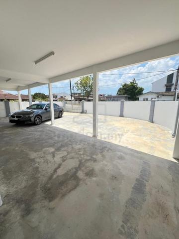MOVE-IN READY! RENOVATED CORNER Terrace @ Kampung Lapan Melaka 1