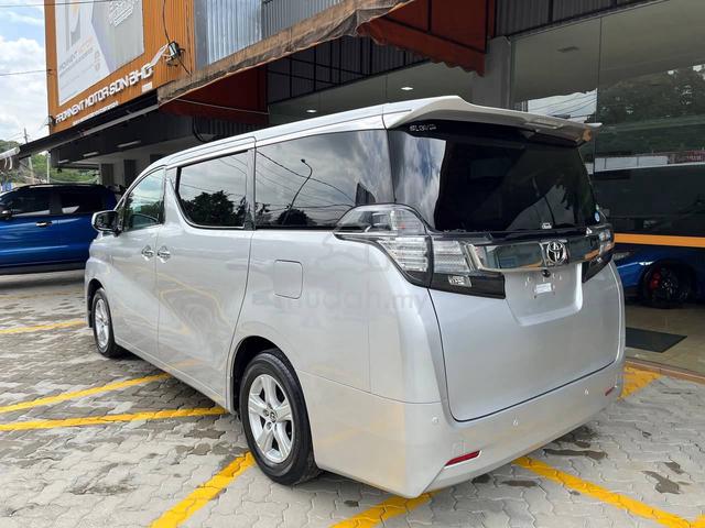 2017 Toyota Vellfire 2.5 (8 Seater) Reg 2022 - 4