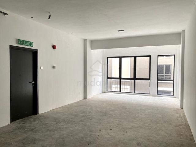 (Cheapest) Edusentral Setia Alam Shop For Rent (With Lift) 2
