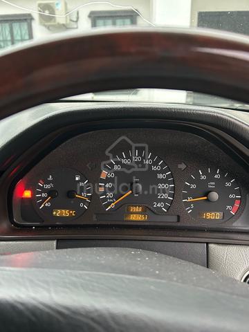 1995 Mercedes Benz 230E 2.3 W124 (A) - 5
