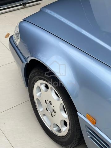 Mercedes Benz 300SL R129 Convertible Sports Coupe - 4
