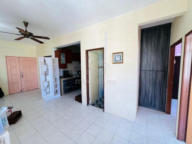 Desa Bayan Apartment 3