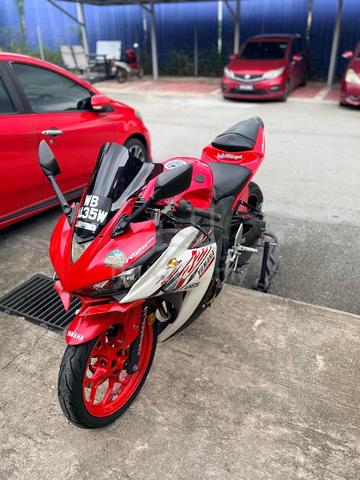 Yamaha r25 v1  - photo 2 of 6