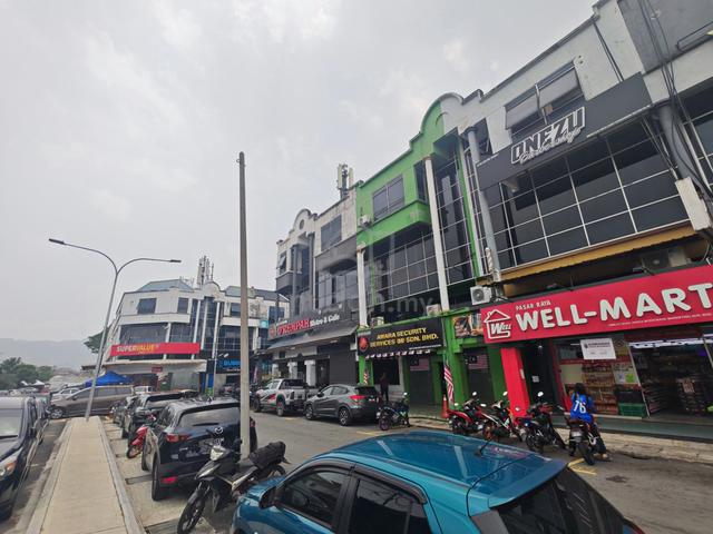 Shoplot Ground Floor and Mezzanine Floor Taman Koperasi Polis Gombak 1