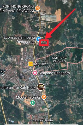 Tanah Di Pekan Simpang Renggam 1