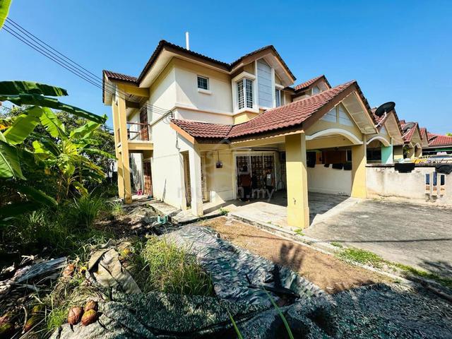 (Corner Lot)Alam Suria Puncak Alam Double Story Terrace with huge land 1