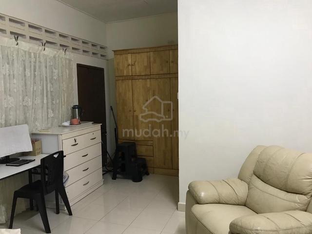 Full furnished w aircond near Eagle Ranch,Hibiscus resort,Immigration 1