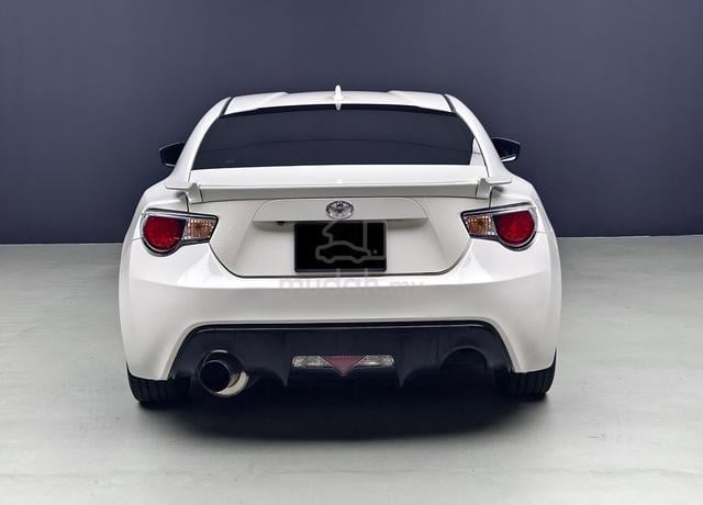 2012 Toyota 86 2.0 (M) Manual Bold on Turbo - 4