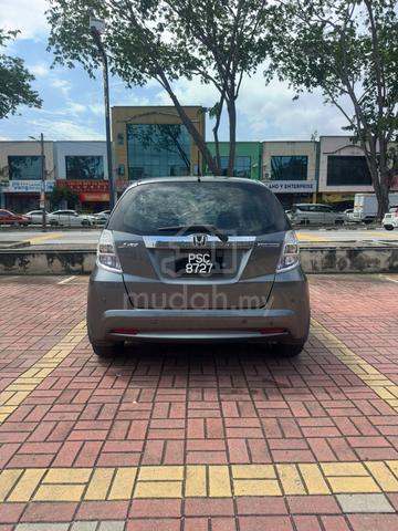 2013 Honda JAZZ 1.3 (HYBRID) FACELIFT (A) - 5