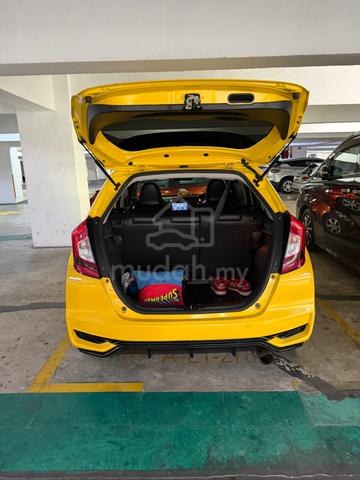 2017 Honda JAZZ 1.5 V (A) - 4