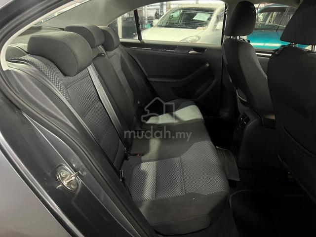 2017 Volkswagen JETTA 1.4 ALLSTAR FACELIFT (A) - 4