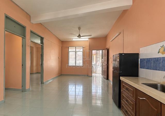 Taman Indah Jaya Apartment Teluk Intan 1