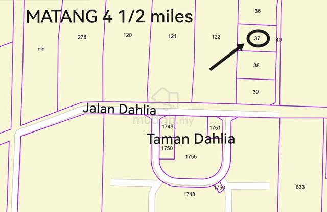 Vacant land at 4 1/2 miles Matang, Kuching 1