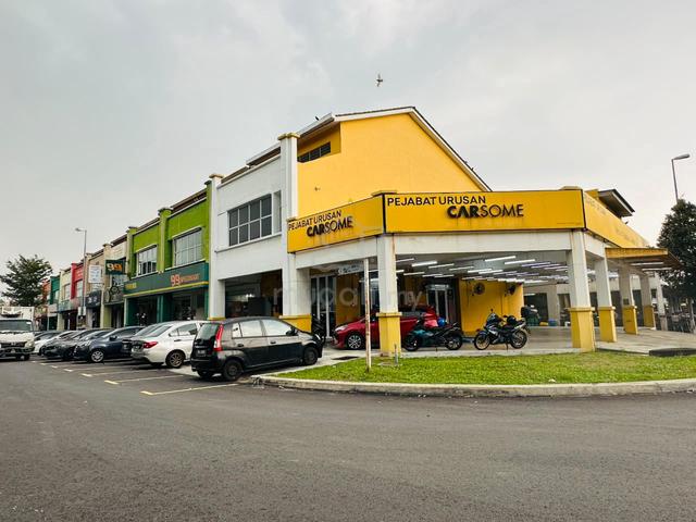 (FACING OPEN) 2 Storey Shop Office BPP Putra Permai Seri Kembangan 1