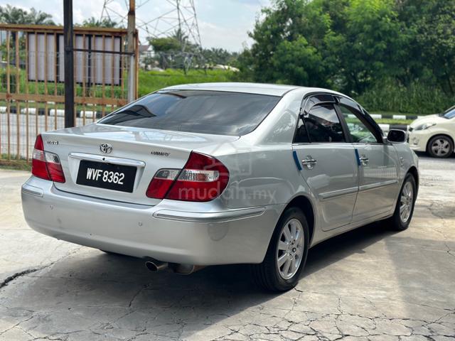 2004 Toyota CAMRY 2.4 V (A)CONDITION MEMANG CANTIK - 2