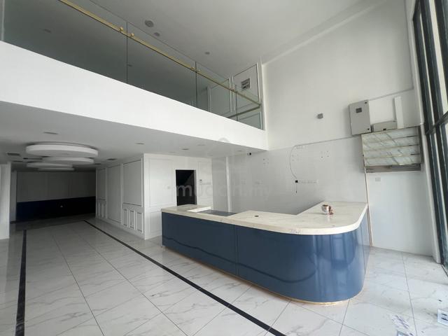 Seri Kembangan, Serdang, Ground floor shop, main road, cafe, salon 1