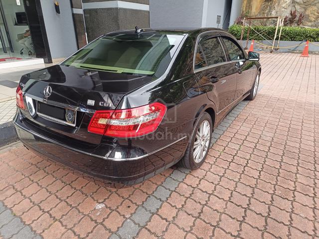 2011 Mercedes Benz E200 CGI BlueEFCY - 2