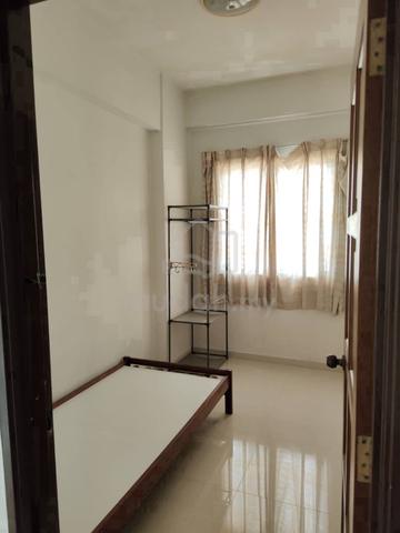 SINGLE ROOM Kepong Bandar Menara Menjalara Desa ParkCity Condo MRT BUS 1