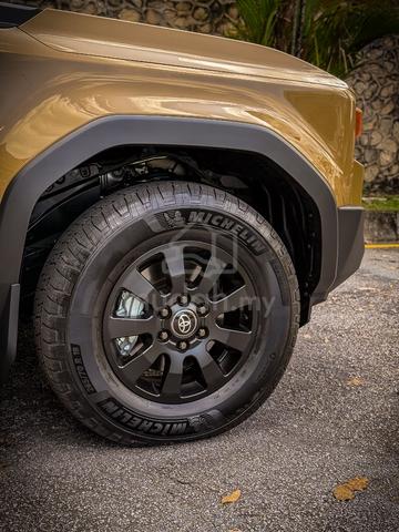 BRAND NEW FIRST EDIT 2024 Landcruiser VX 2.8 LC250 - 5